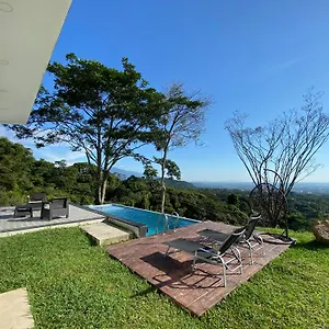 Luz Villavicencio